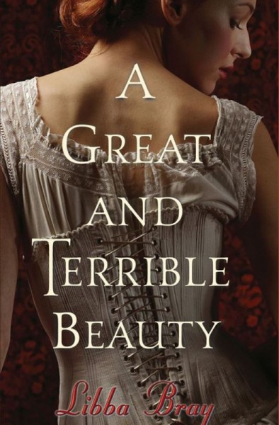 A great and terrible beauty / Libba Bray.